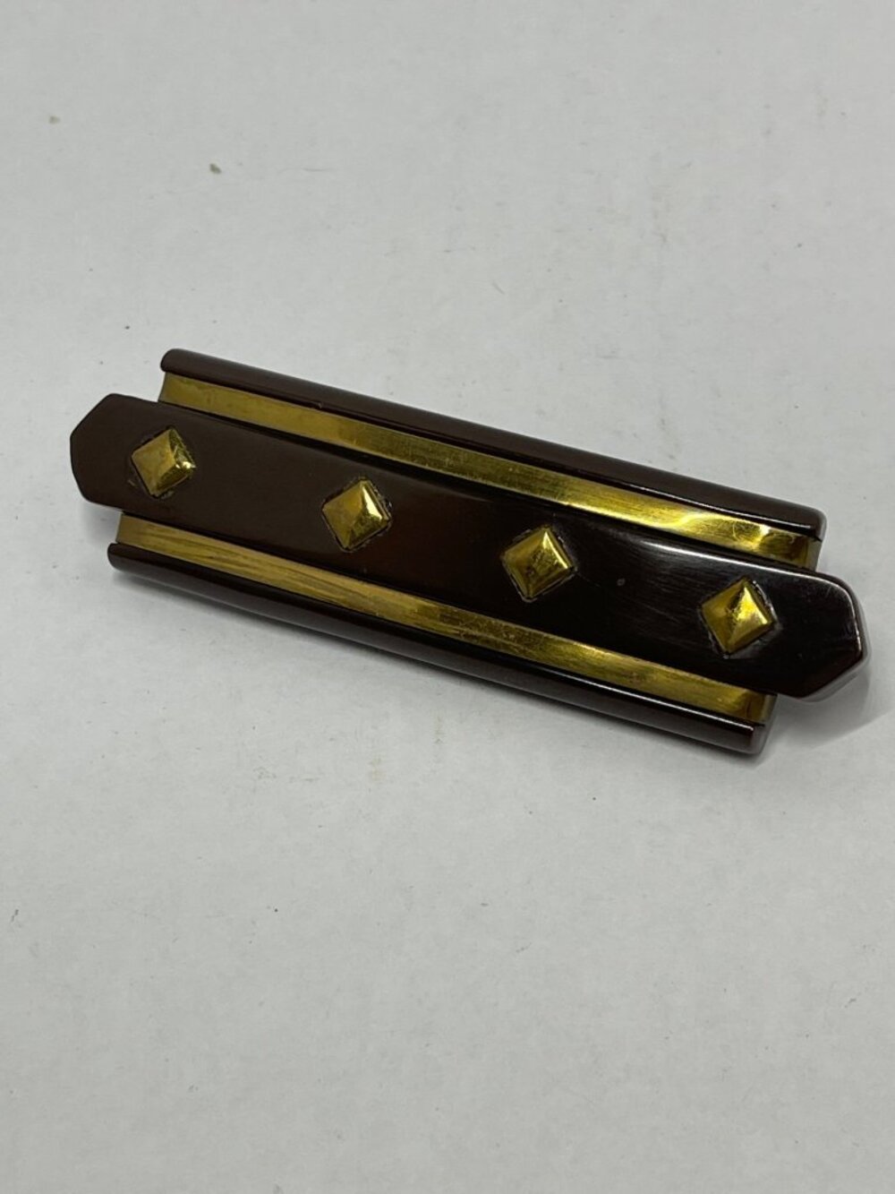 Art Deco Lucite And Shiny Brass Brooch Pin Classic 1940's